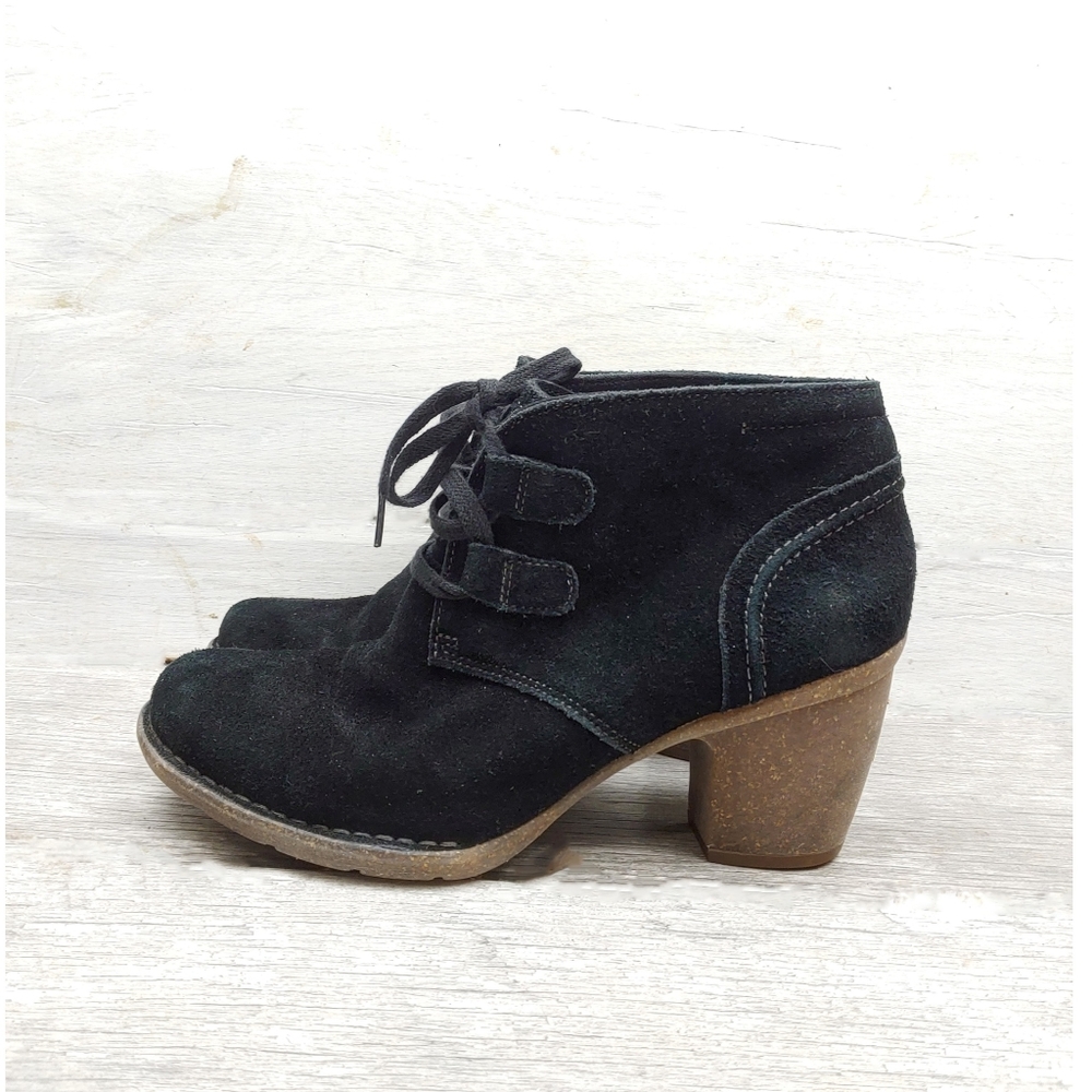 New! Clarks Artisian Carleta Lyon Womens 10 Black Suede Booties - Picture 3 of 11